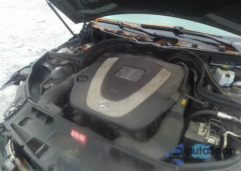 2012 Mercedes-Benz C 300 Sport 4Matic/Luxury 4Matic z USA, uszkodzony, nr VIN WDDGF8BB3CR222225